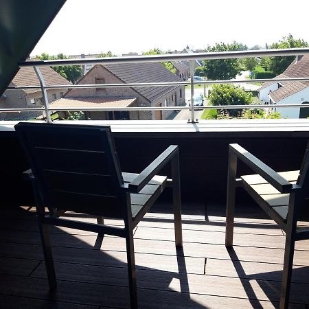 Duplex Met Zwembad Neoportus Apartment นิวว์ปอร์ท ภายนอก รูปภาพ